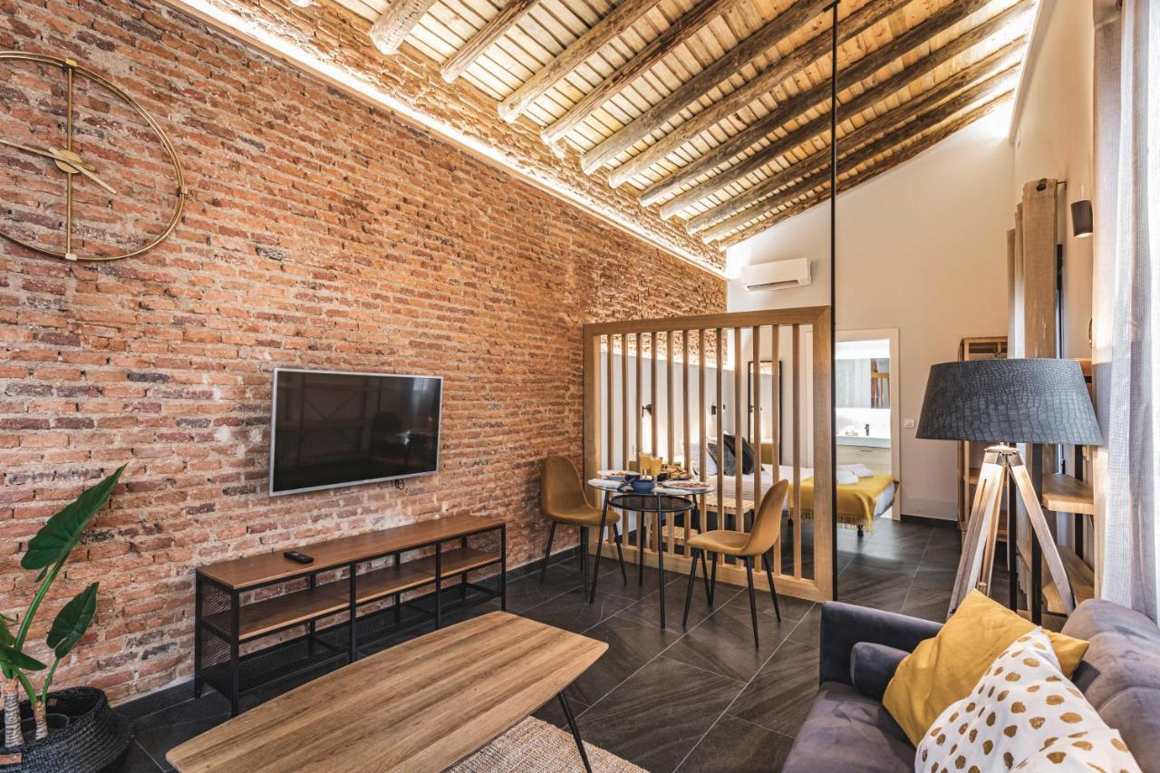 Apartamentos Caceres Central Suites Exteriör bild
