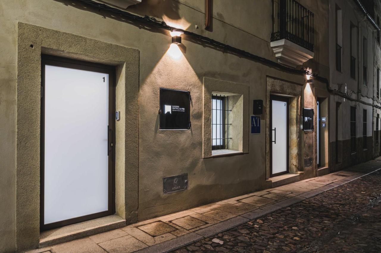 Apartamentos Caceres Central Suites Exteriör bild