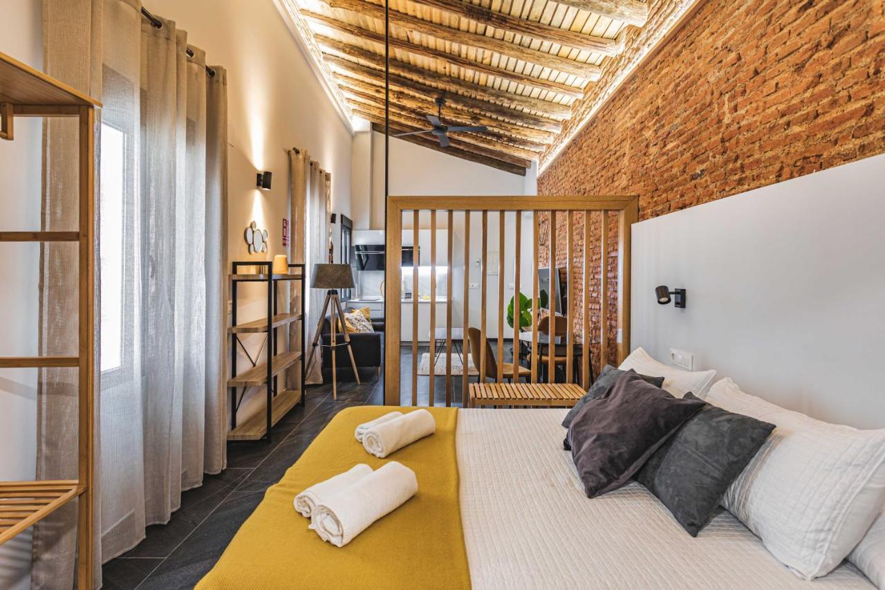 Apartamentos Caceres Central Suites Exteriör bild