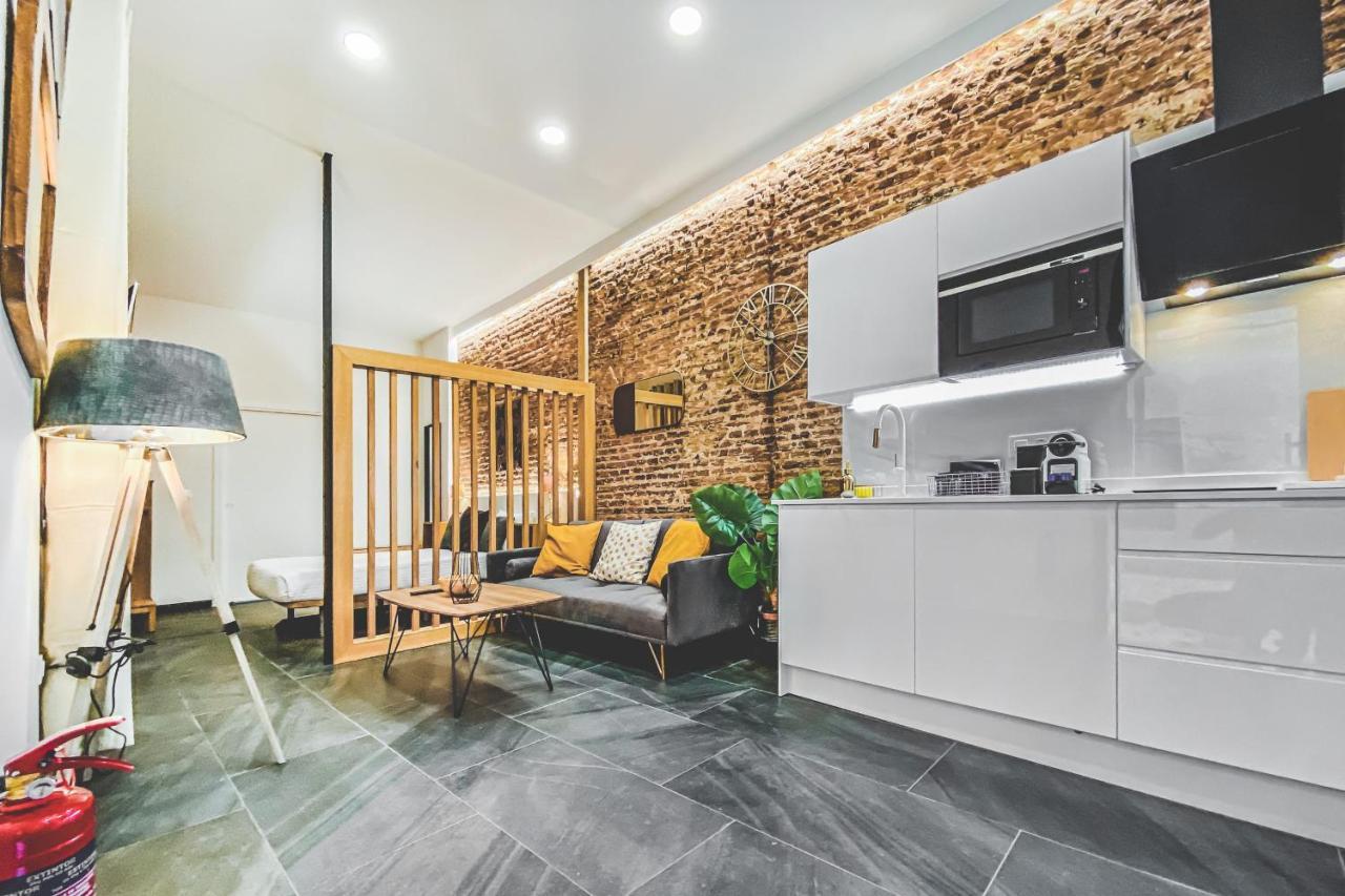 Apartamentos Caceres Central Suites Exteriör bild
