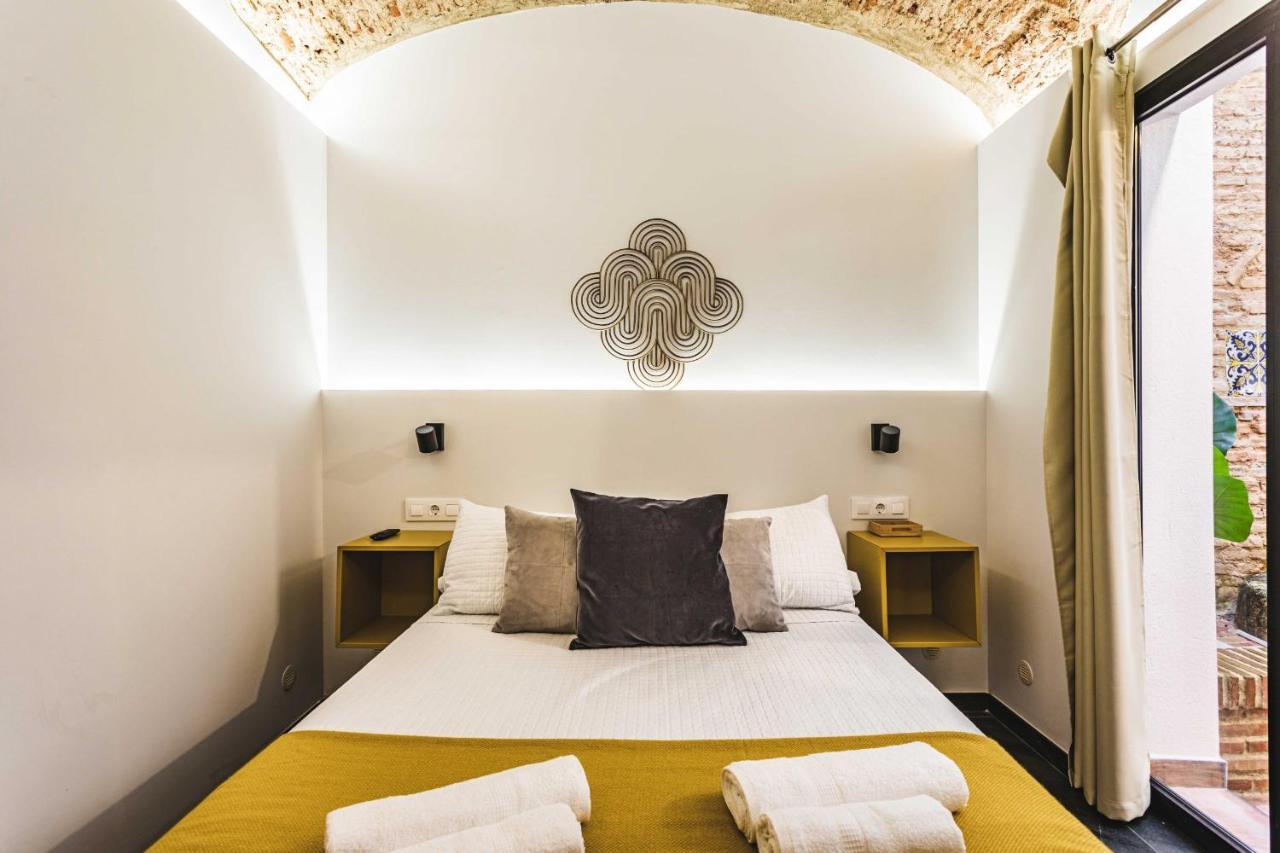 Apartamentos Caceres Central Suites Exteriör bild